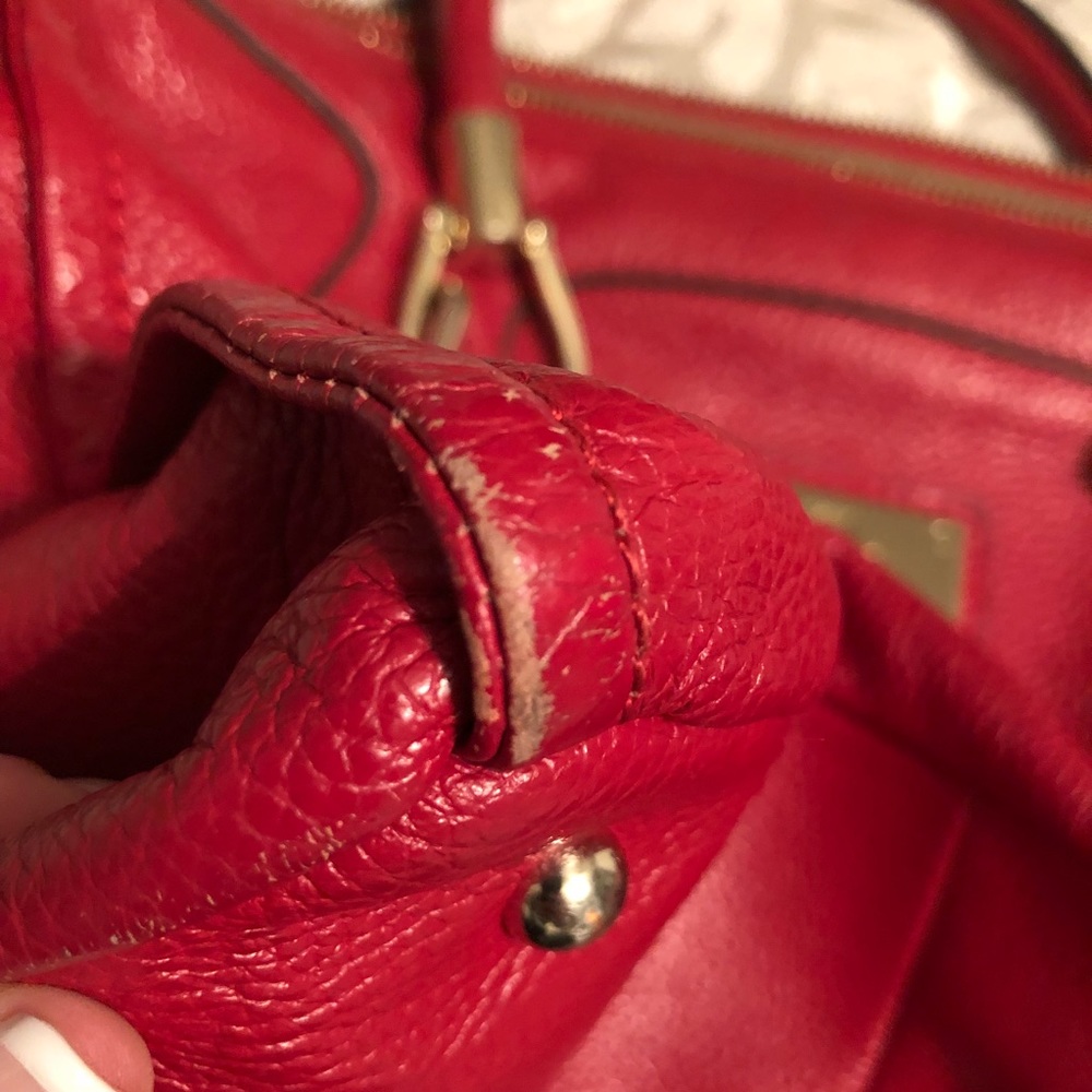 Rowallan Red Pebbled Leather Bag - Picture 7 of 8
